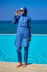 Burkini Modest Swimwear Set 3-Teilig in Blau von Andalus by Marina - Komplettansicht des muslimischen Badeanzugs mit Kopfbedeckung, Oberteil und Hose